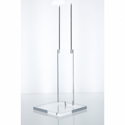 Présentoir Plexiglas pour Masque  - Hauteur du masque 20 & 38 cm 