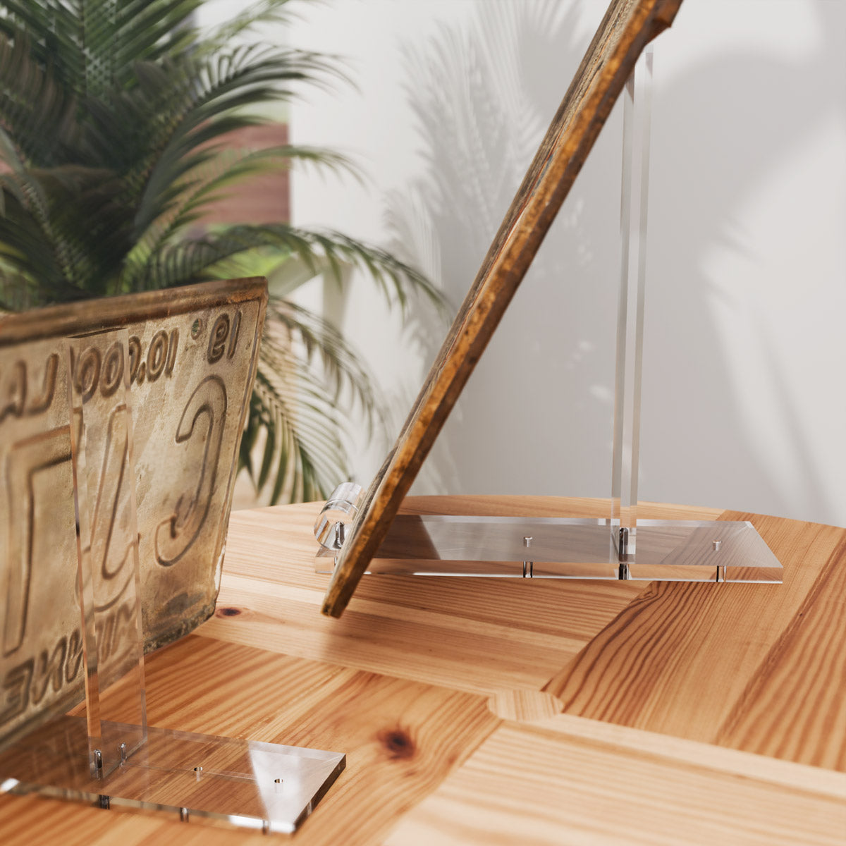 Présentoir en plexiglas pour Objets Plats | Haut de Gamme