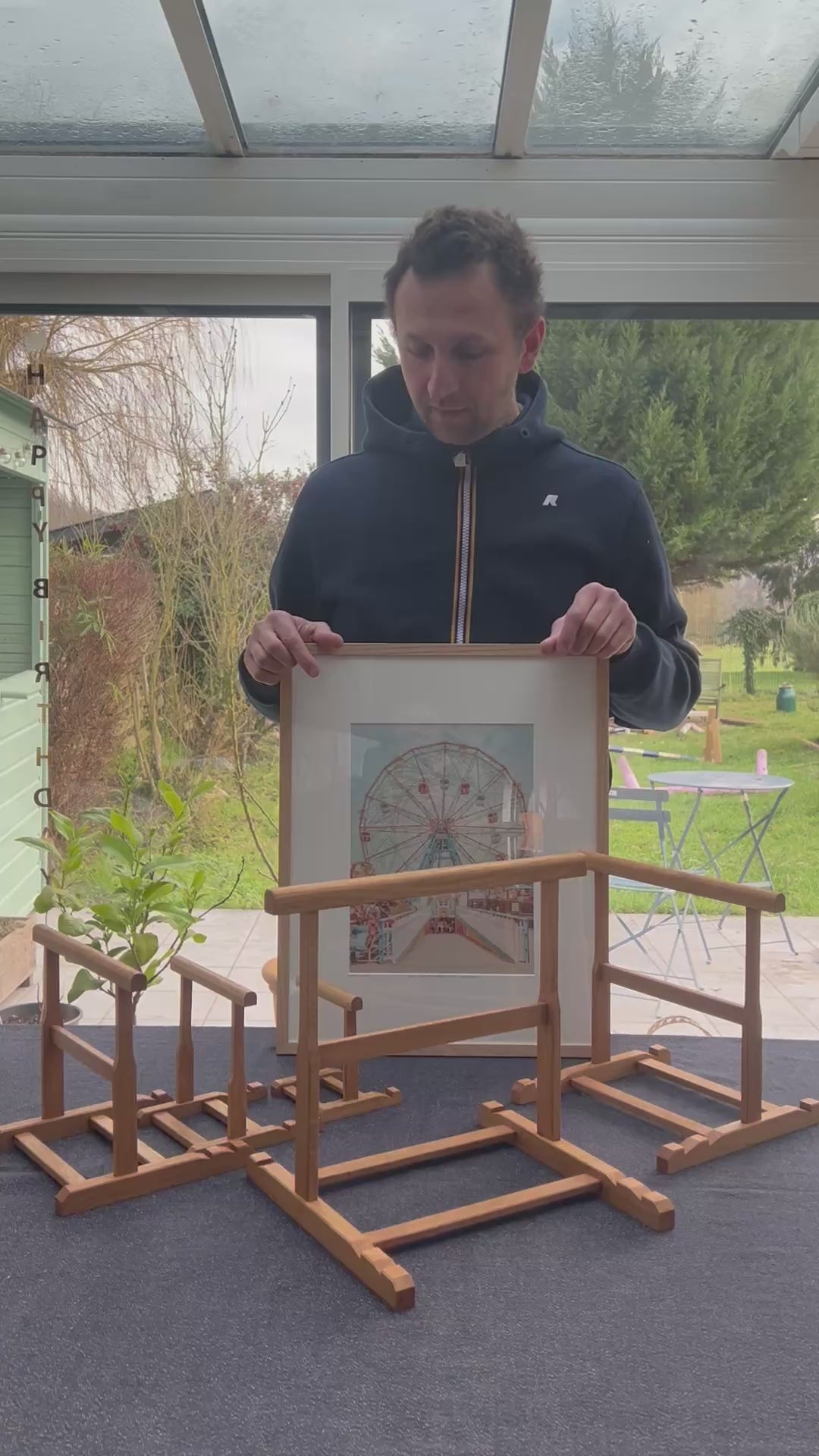 Présentoir en Bois pour Tableaux & Livres