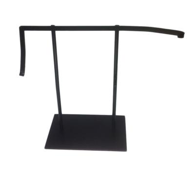 Support sur mesure en acier noir pour cramique socle  deux montants vu seul sur fond blanc