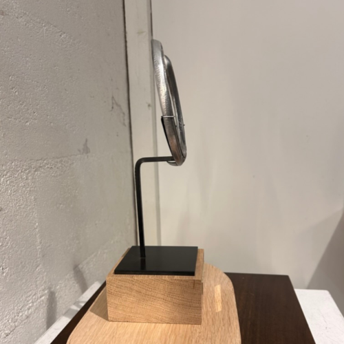 fer  cheval sur un socle sur mesure 